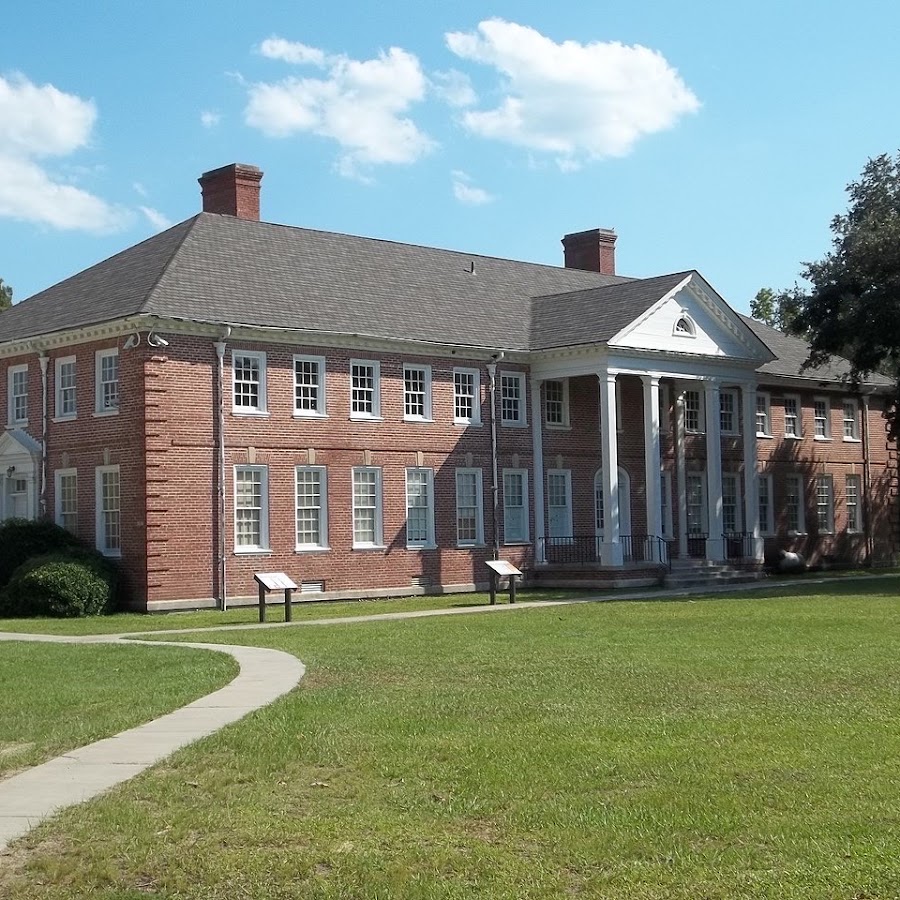 Dorchester Academy and Museum