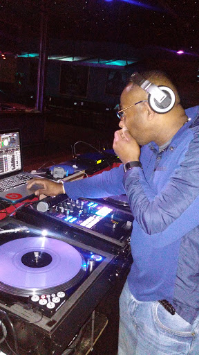 Night Club «Karma Club», reviews and photos, 1211 Butterfield Rd, Downers Grove, IL 60515, USA