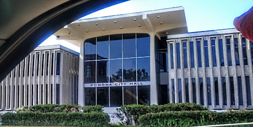 Pomona City hall