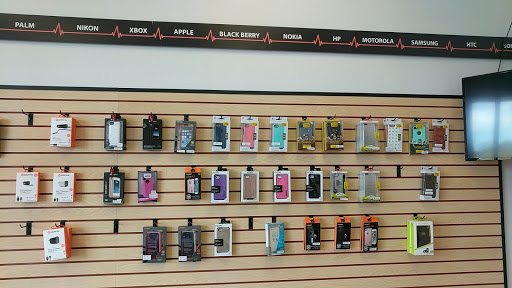 Electronics Repair Shop «CPR Cell Phone Repair Largo», reviews and photos, 10500 Ulmerton Rd Suite 206, Largo, FL 33771, USA