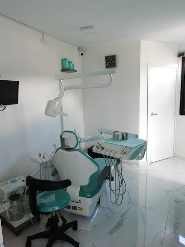 Opiniones de Odonto/Odontología Especializada en Ambato - Dentista