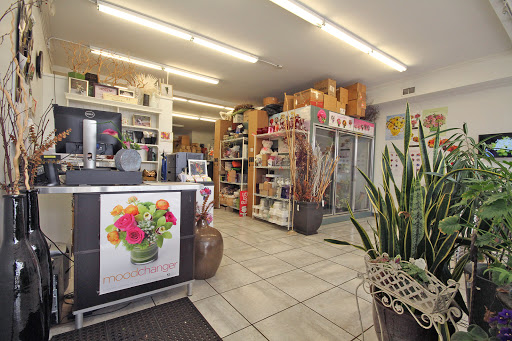 Florist «Liz Lee Flowers | Wedding Flowers, Flowers and Gifts», reviews and photos, 1306 S Milwaukee Ave, Vernon Hills, IL 60061, USA