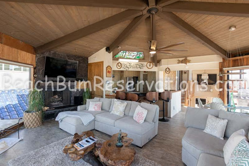 Vacation Home Rental Agency «Beach Bum Holiday Rentals», reviews and photos, 702 Dolliver St, Pismo Beach, CA 93449, USA