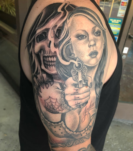 Tattoo Shop «The Tattoo Room», reviews and photos, 2315 Kuehner Dr #111, Simi Valley, CA 93063, USA