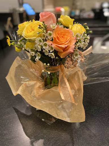 Florist «Blossoms Flower Shop», reviews and photos, 147 E Sailer Dr, San Mateo, CA 94403, USA