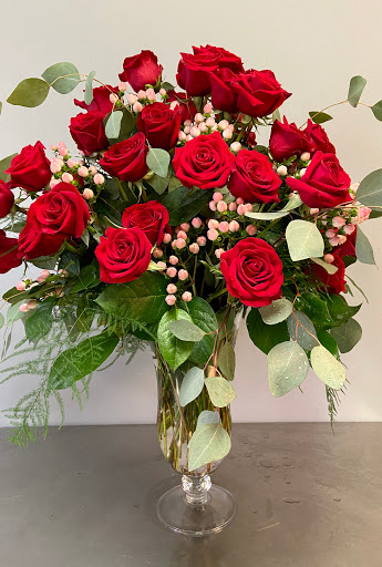 Florist «Stems Florist», reviews and photos, 210 St Francois St, Florissant, MO 63031, USA