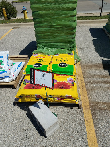 Hardware Store «Charleston Ace Hardware», reviews and photos, 1320 E St, Charleston, IL 61920, USA