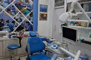 Sanjay Usha Dental Clinic image
