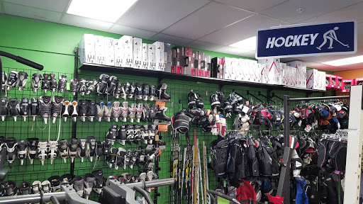 Sporting Goods Store «Play It Again Sports - Bradenton», reviews and photos, 3611 1st St #710, Bradenton, FL 34208, USA