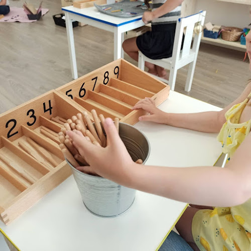 Les Ateliers Montessori SALON DE PROVENCE à Salon-de-Provence