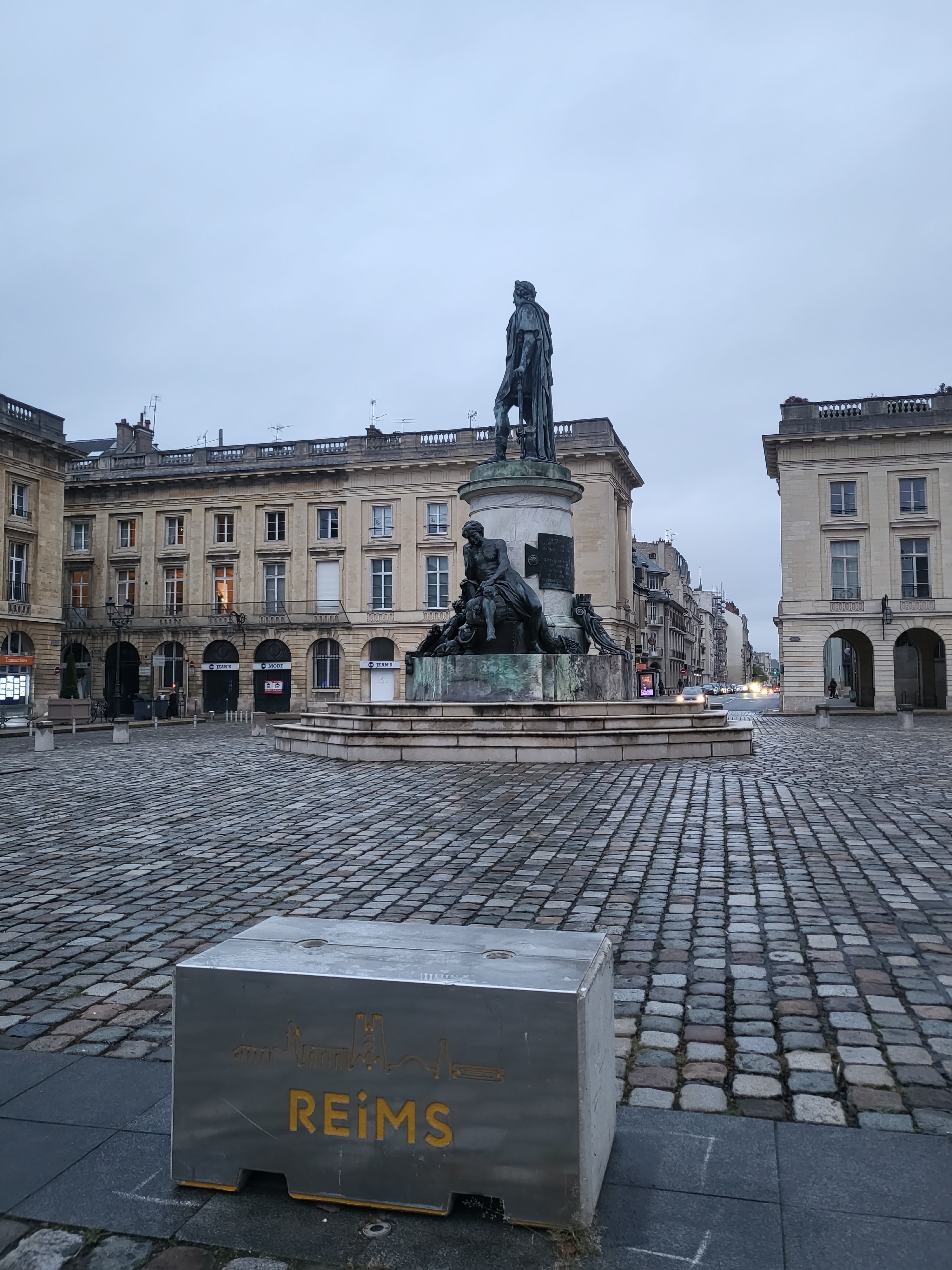 Photo n° 5 de l'avis de Yi-Hsuan. fait le 12/11/2023 à 15:59