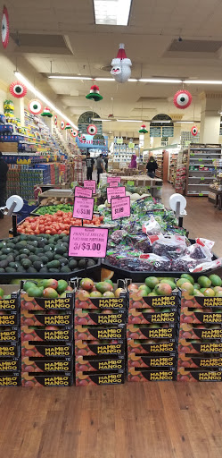 Supermarket «Supremo Food Market», reviews and photos, 249 E Front St, Plainfield, NJ 07060, USA