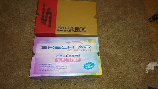 Shoe Store «SKECHERS Factory Outlet», reviews and photos, 15251 Beach Blvd, Westminster, CA 92683, USA