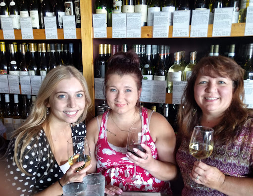 Wine Store «Cellar Door», reviews and photos, 5150 Main St A, Downers Grove, IL 60515, USA