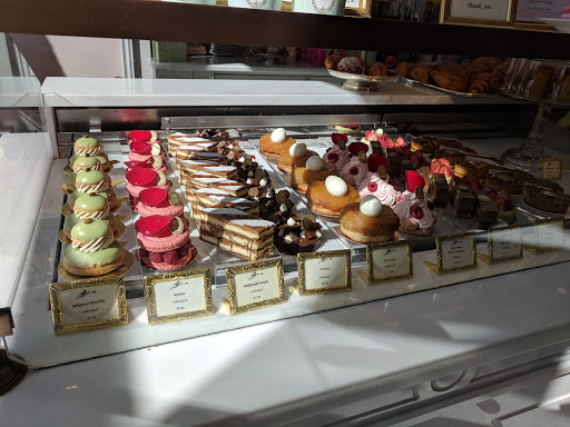 Shopping Mall «The Grove», reviews and photos, 189 The Grove Dr, Los Angeles, CA 90036, USA