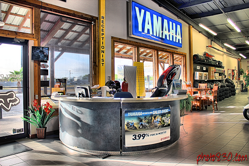 Motorcycle Dealer «Woods Cycle Country», reviews and photos, 1933 Interstate 35 Frontage Rd, New Braunfels, TX 78130, USA