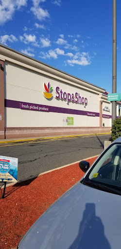 Grocery Store «Super Stop & Shop», reviews and photos, 228 King St, Northampton, MA 01060, USA