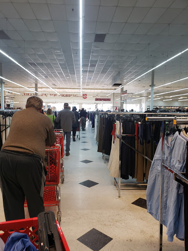 Thrift Store «The Salvation Army Family Store & Donation Center», reviews and photos