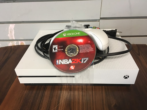 Pawn Shop «Dash 2 Cash Pawn Shop», reviews and photos, 1253 Morse Rd, Columbus, OH 43229, USA