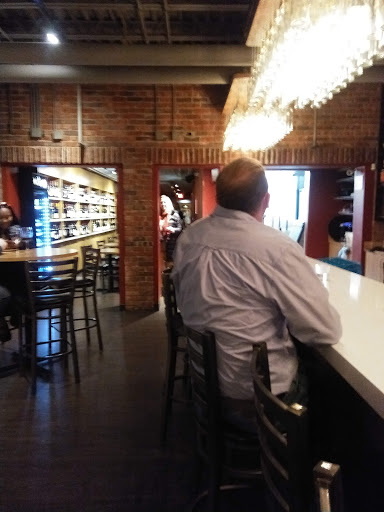 Wine Bar «Corkscrew Wine & Cheese», reviews and photos, 3908 Farnam St, Omaha, NE 68131, USA