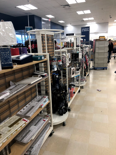 Department Store «Marshalls», reviews and photos, 5438 New Hope Commons Dr, Durham, NC 27707, USA