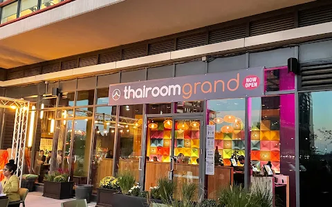 thairoomgrand Square One image