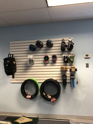 Skateboard Shop «Avalanche Skate Shop», reviews and photos, 1201 Jupiter Park Dr a, Jupiter, FL 33458, USA