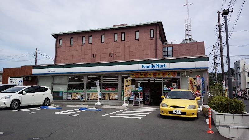 ファミリーマート 鎌倉二の鳥居店