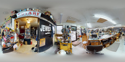 Pawn Shop «Fifth Avenue Jewelry & Pawn», reviews and photos, 8201 US-19, Port Richey, FL 34668, USA