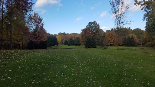Golf Course «Walnut Run Golf Course», reviews and photos, 601 E Main St, Cortland, OH 44410, USA