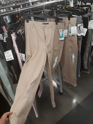 Clothing Store «Burlington Coat Factory», reviews and photos, 1965 N Pebble Creek Pkwy, Goodyear, AZ 85395, USA