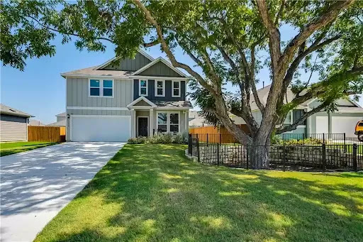 Real Estate Agency «Eric Bramlett Residential Real Estate», reviews and photos, 5025 Burnet Rd, Austin, TX 78756, USA