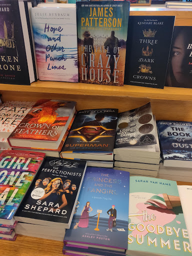 Book Store «Barnes & Noble», reviews and photos, 425 Marketplace Blvd, Hamilton Township, NJ 08691, USA