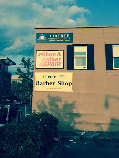 Roofing Contractor «Liberte Construction, LLC», reviews and photos, 815 W Lake St #1a, Minneapolis, MN 55408, USA