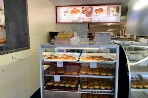 Donut Palace image