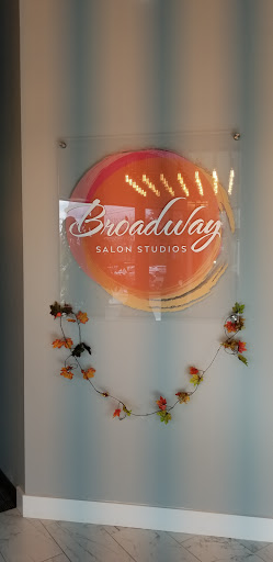 Beauty Salon «Cutz Hair Salon», reviews and photos, 2956 S Rochester Rd, Rochester Hills, MI 48307, USA