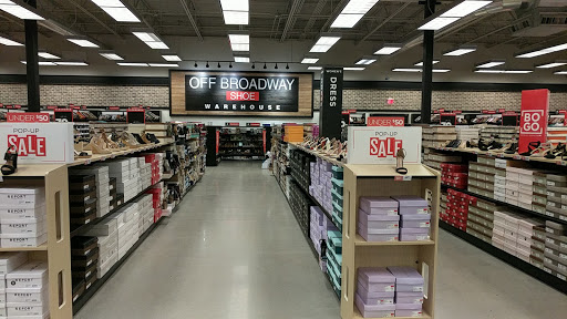 Shoe Store «Off Broadway Shoe Warehouse», reviews and photos, 217 Indian Lake Blvd #600, Hendersonville, TN 37075, USA