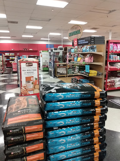 Pet Supply Store «Petco Animal Supplies», reviews and photos, 1410 N Loop 336 W, Conroe, TX 77304, USA