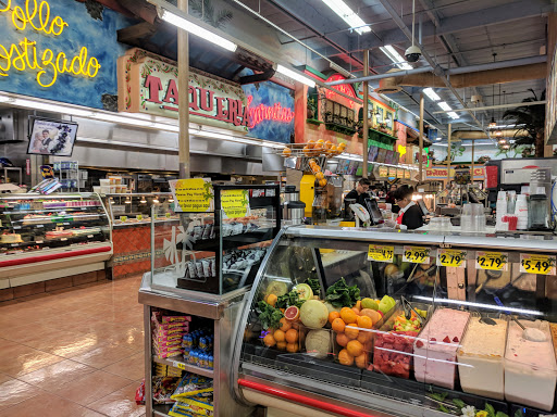 Supermarket «Vallarta Supermarkets», reviews and photos, 1111 N Cherry St, Tulare, CA 93274, USA