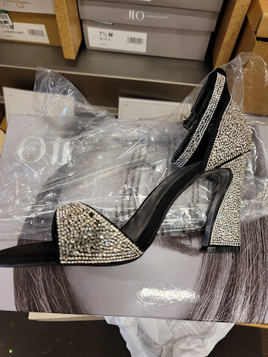 Shoe Store «DSW Designer Shoe Warehouse», reviews and photos, 131 US-41, Schererville, IN 46375, USA