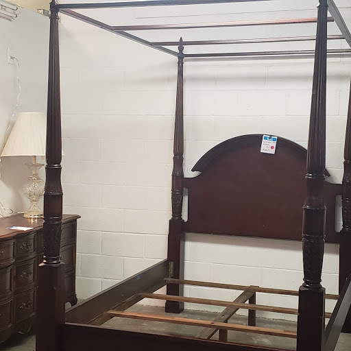 Building Materials Store «Habitat for Humanity Greater Harrisburg Area ReStore», reviews and photos, 800 Paxton St, Harrisburg, PA 17104, USA