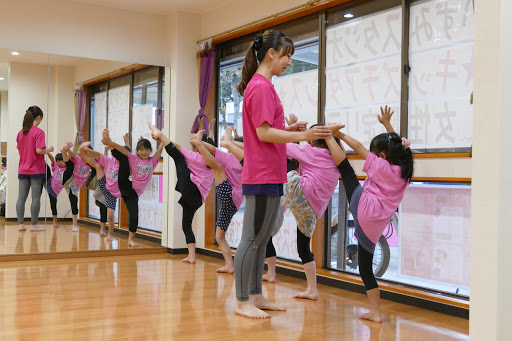 ダンススクール 坂戸キッズダンススクール いずみスタジオ