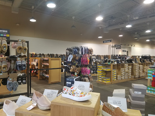 Shoe Store «DSW Designer Shoe Warehouse», reviews and photos, 3665 Washtenaw Ave, Ann Arbor, MI 48104, USA