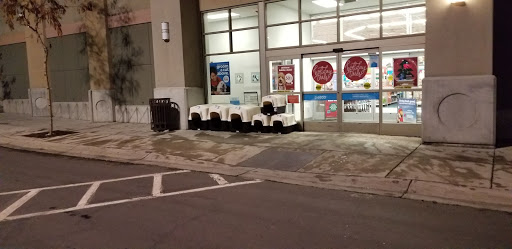 Pet Supply Store «Petco Animal Supplies», reviews and photos, 11639 S Pkwy Plaza Dr, South Jordan, UT 84095, USA