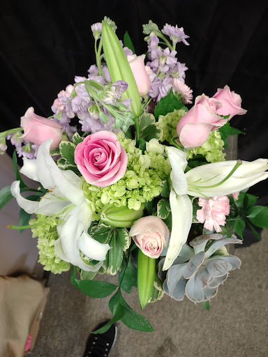 Florist «Designs North Florist & Interiors», reviews and photos, 504 E Cornwallis Dr a, Greensboro, NC 27405, USA