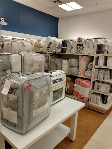 Department Store «Marshalls», reviews and photos, 1158 W Boughton Rd, Bolingbrook, IL 60440, USA