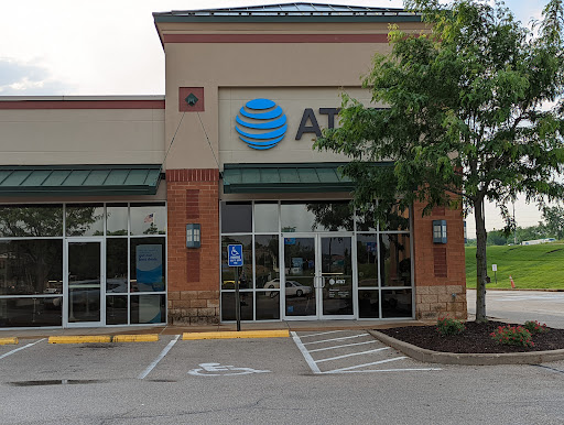 Cell Phone Store «AT&T», reviews and photos, 257 E 5th St, Eureka, MO 63025, USA