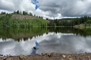 Rainbow Lake image