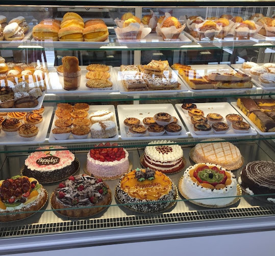 Parquipão - Pão Quente E Confeitaria, Lda - Vila Nova de Gaia