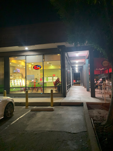 Donut Shop «AM Donut & Yogurt», reviews and photos, 305 Huntington Dr, Monrovia, CA 91016, USA